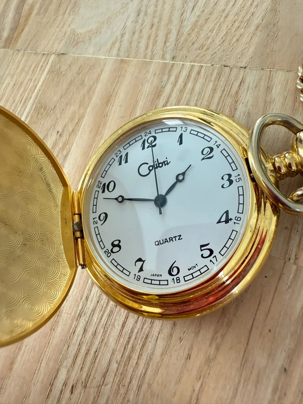 Colibri gold tone classic pocket watch NEW BATTERY